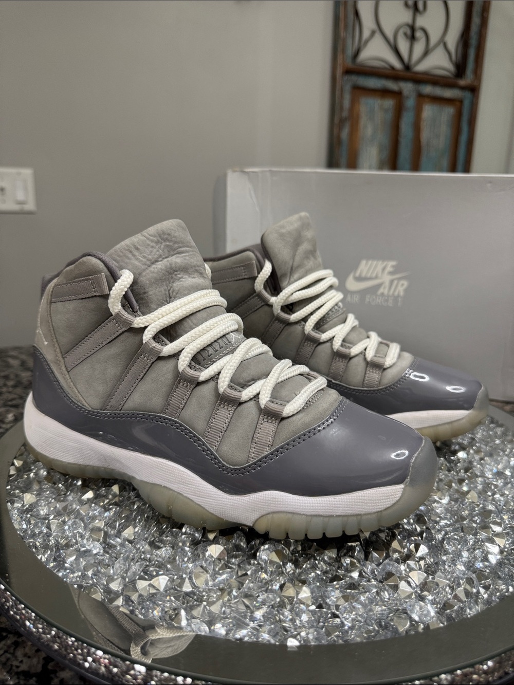 Nike Air Jordan 11 Retro - Gray/White Y 5.5 W 7